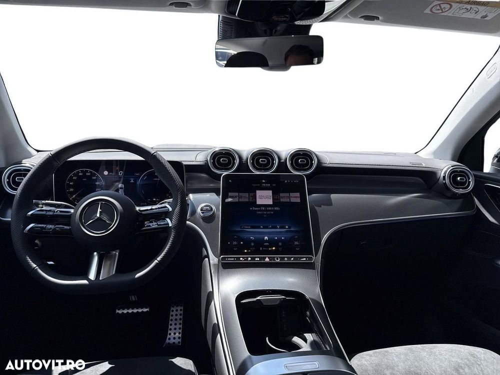 Mercedes-Benz GLC Coupe 300 e 4MATIC - 8