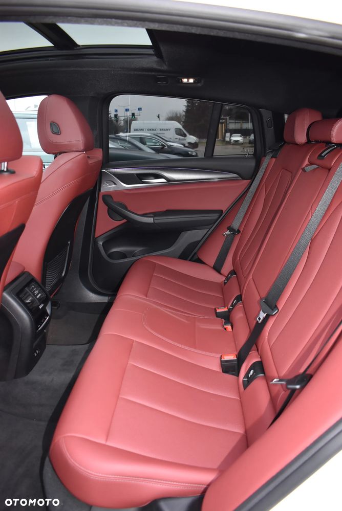 BMW X4 xDrive30i xLine - 24