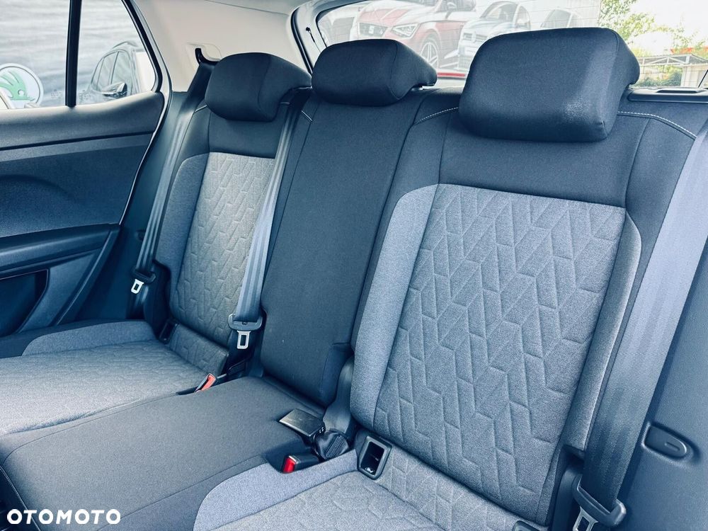 Volkswagen T-Cross - 13