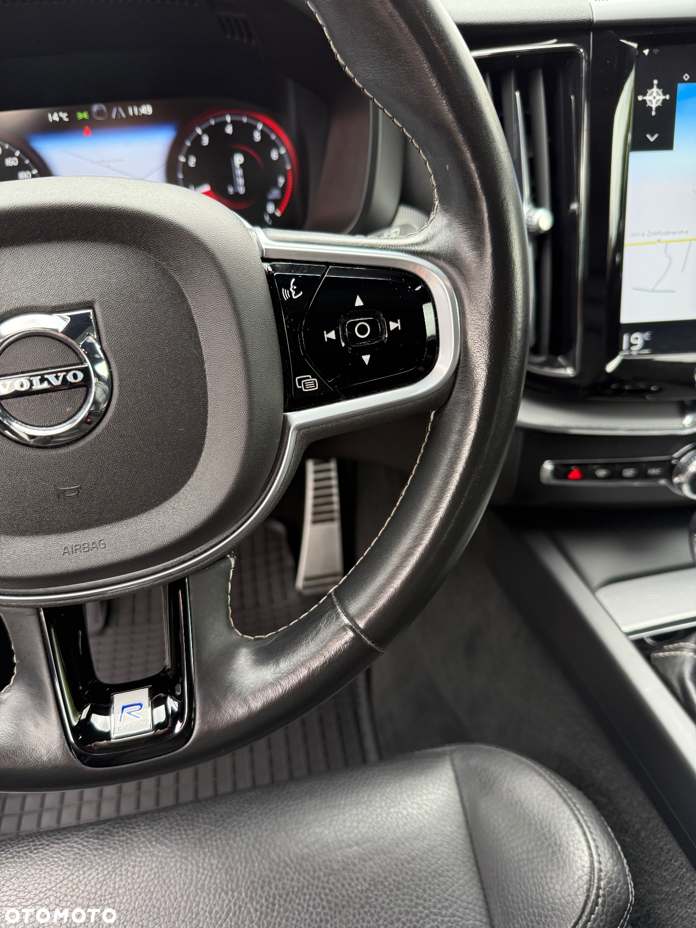 Volvo XC 60 T6 AWD R-Design - 15