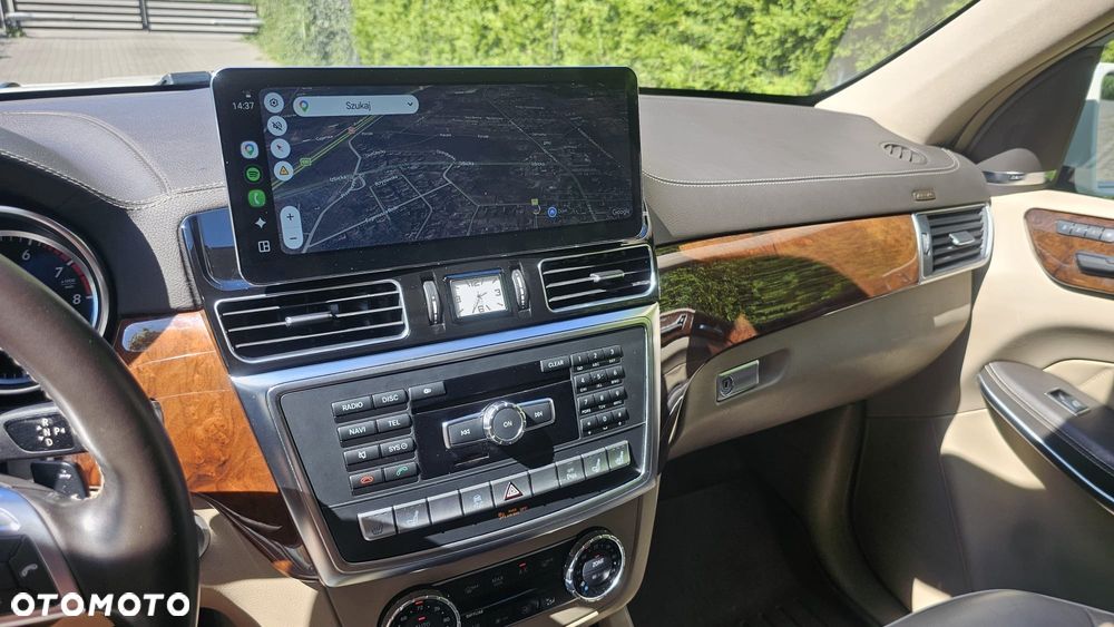 Mercedes-Benz GL 500 4-Matic - 28