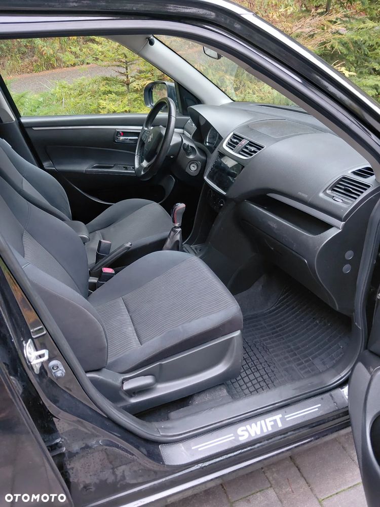 Suzuki Swift - 7