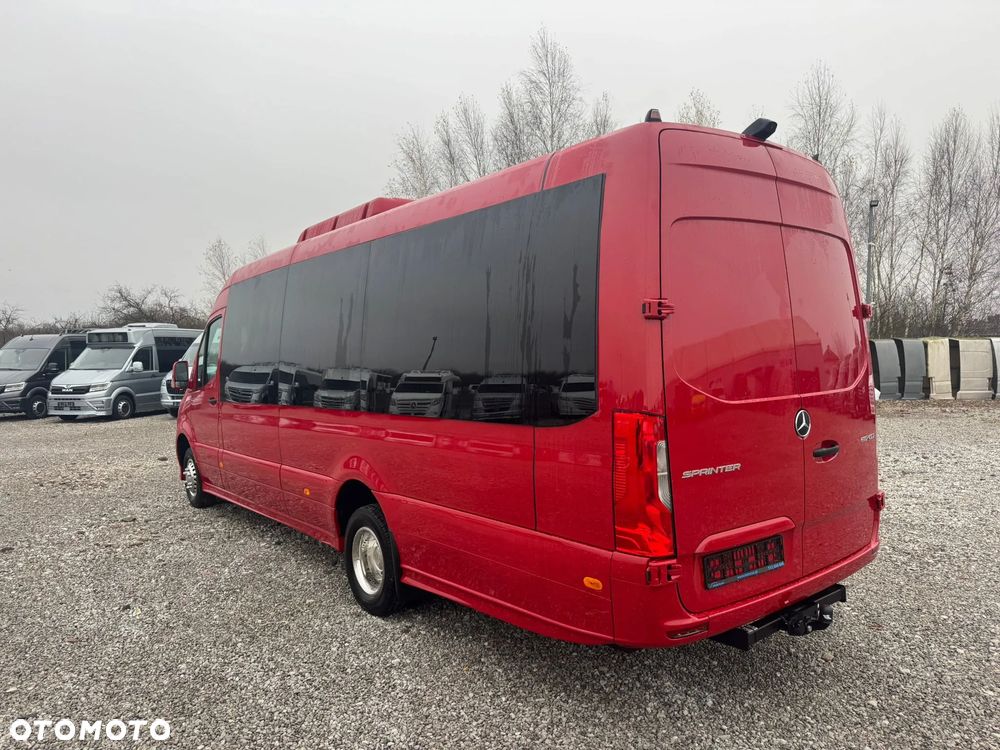 Mercedes-Benz Sprinter 517 - 5