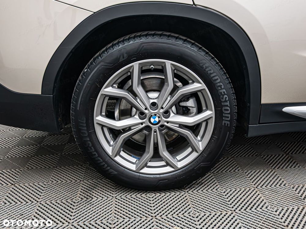 BMW X4 xDrive20i sport - 35