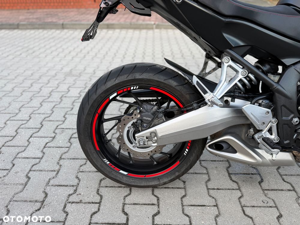 Honda CB - 8