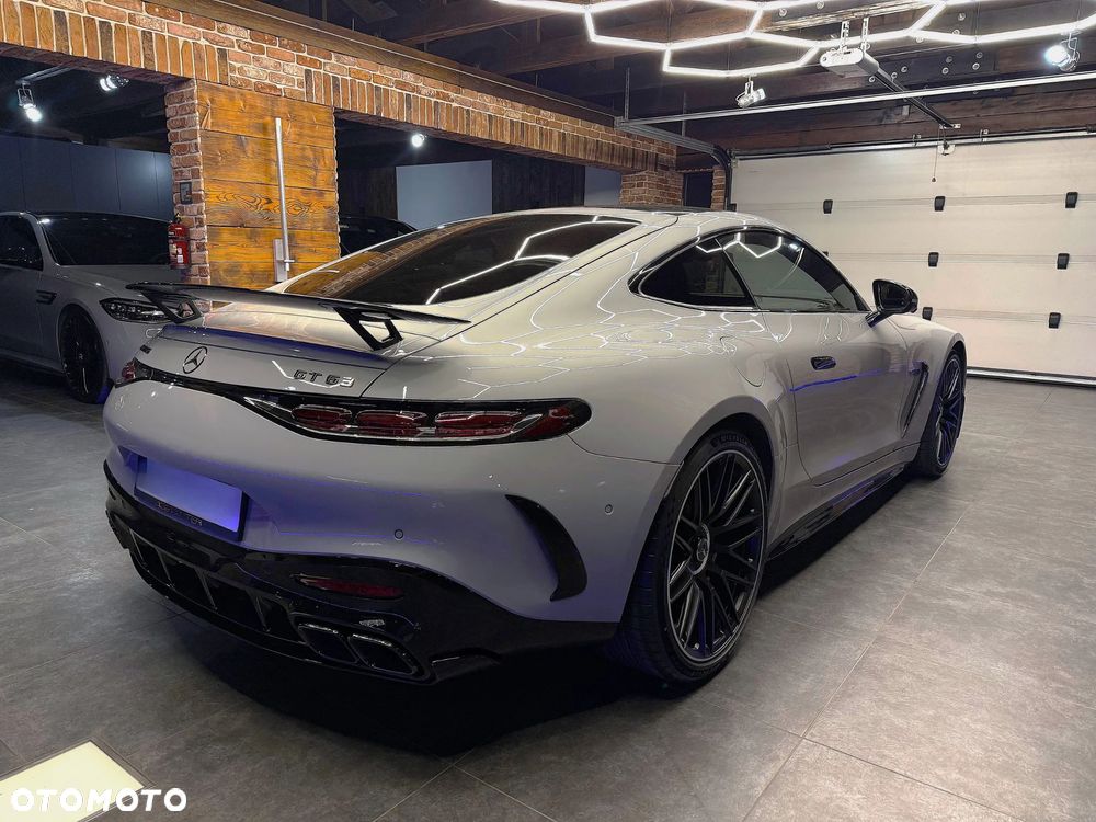 Mercedes-Benz AMG GT - 7