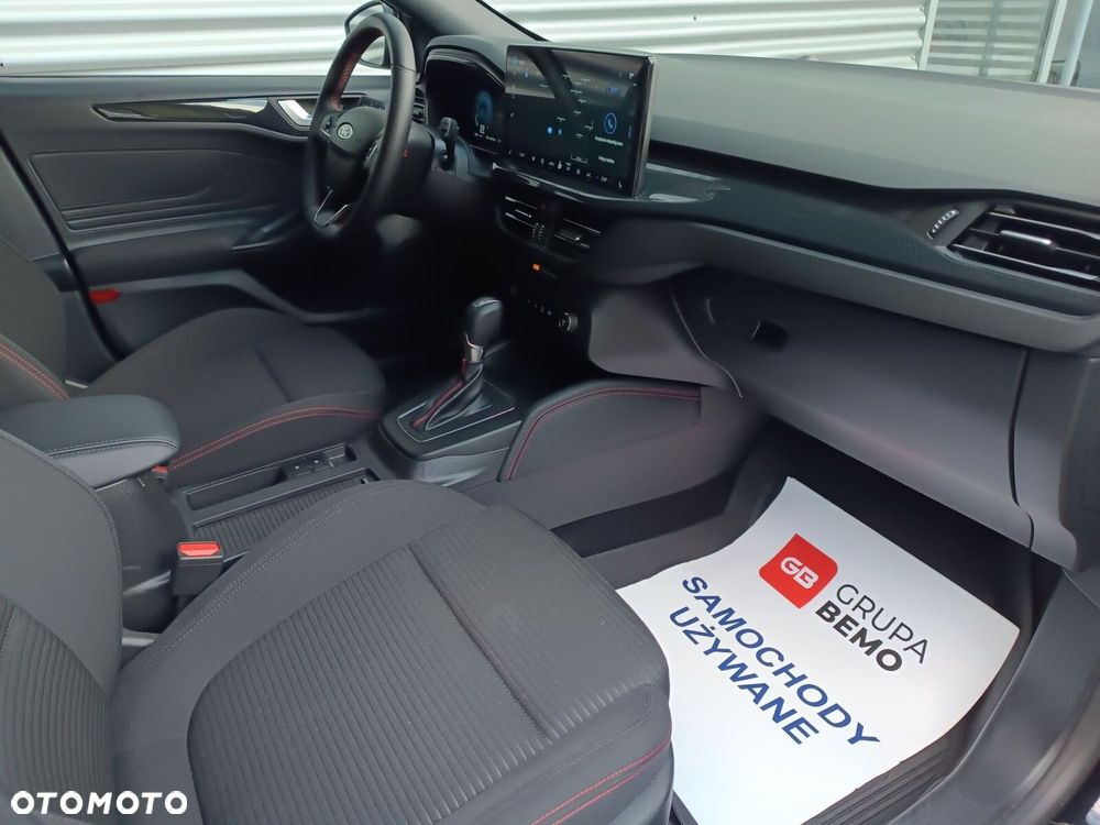 Ford Focus 1.0 EcoBoost mHEV ST-Line X - 13