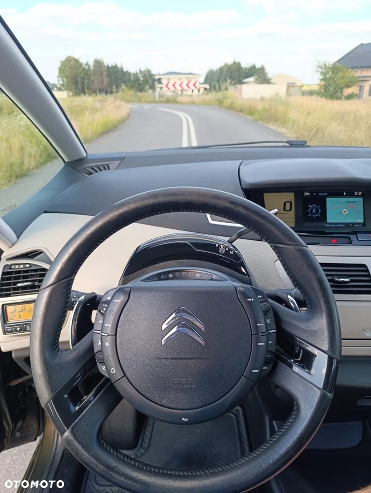 Citroën C4 Grand Picasso - 23