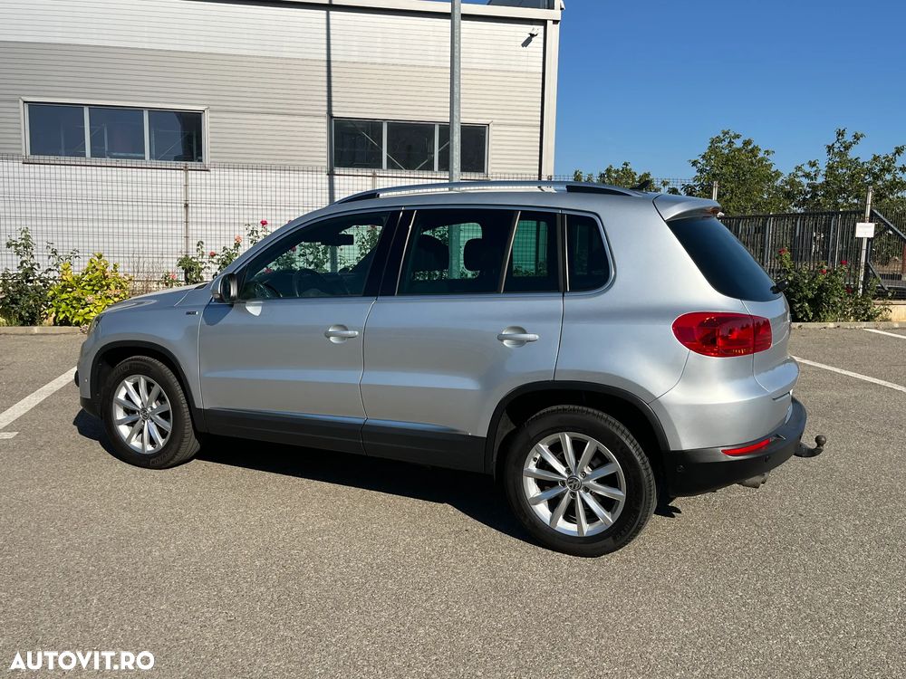 Volkswagen Tiguan 2.0 TDI SCR BlueMotion Technology Lounge Sport & Style - 20