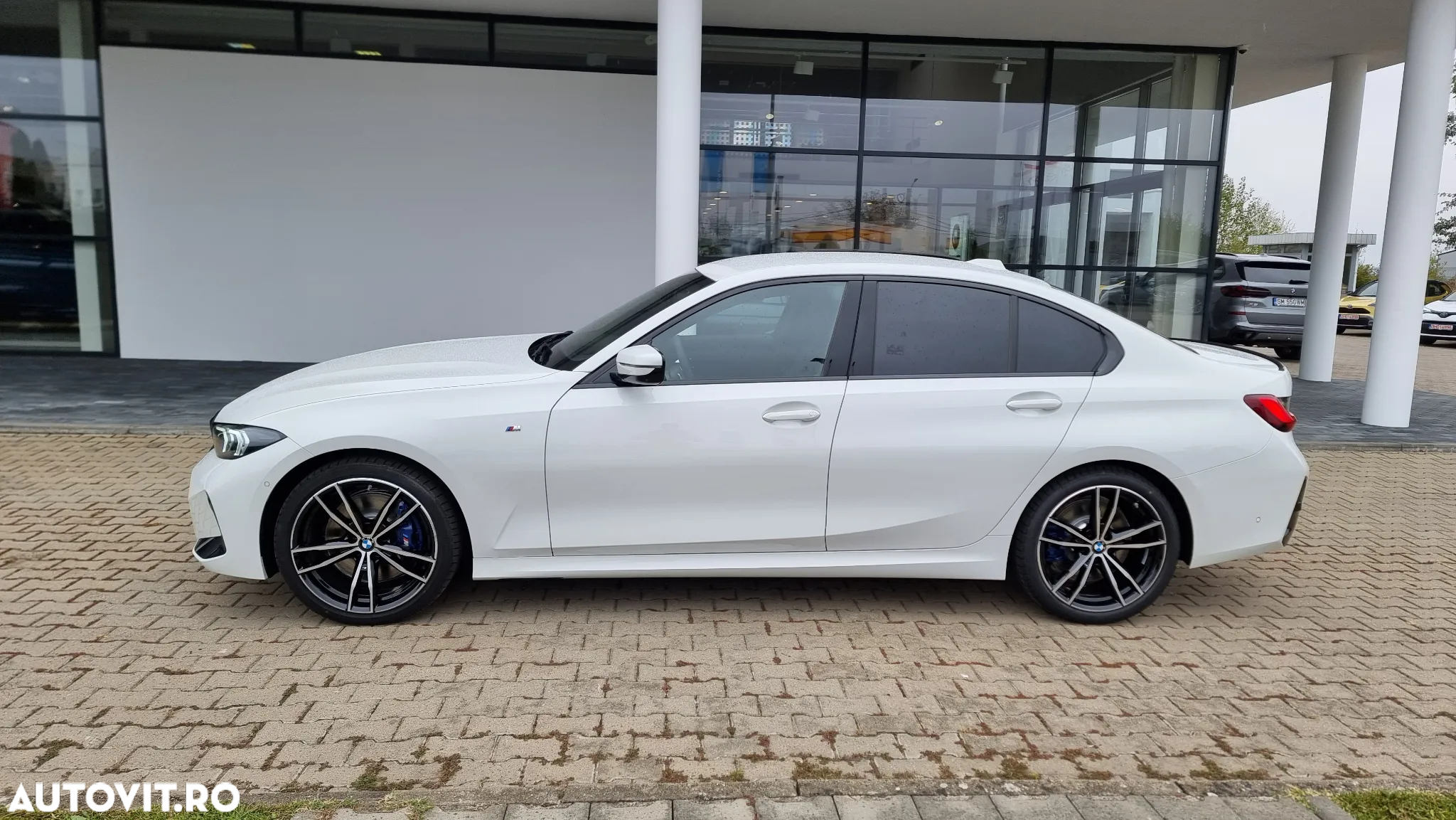 BMW Seria 3 320d xDrive AT - 2