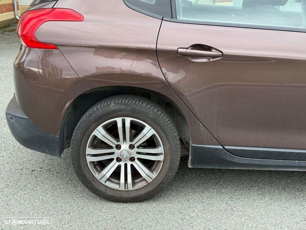 Peugeot 2008 - 9