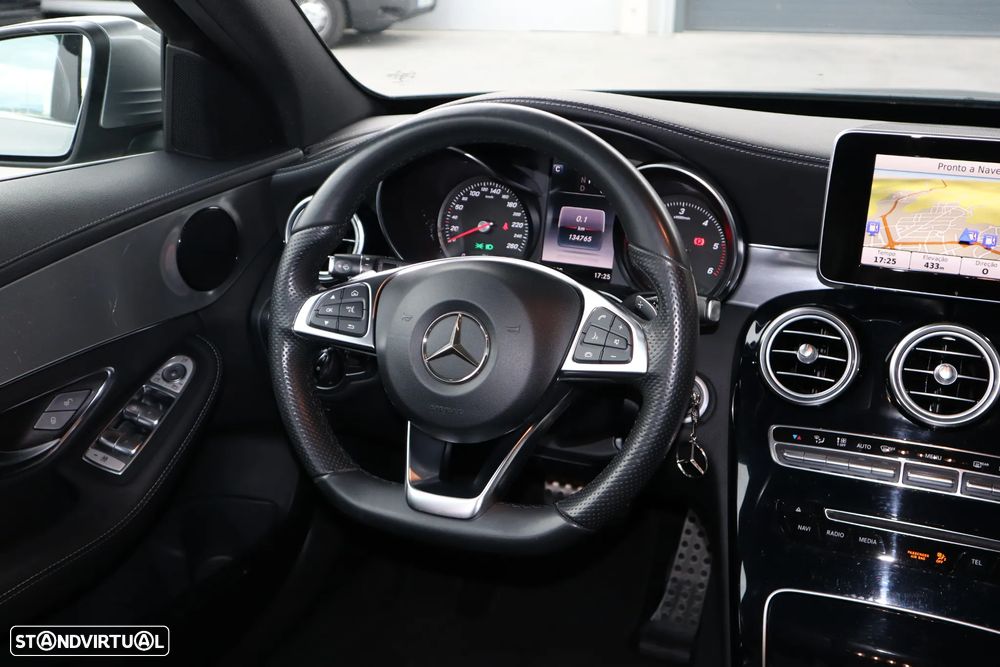 Mercedes-Benz C 300 BlueTEC Hybrid AMG Line - 11