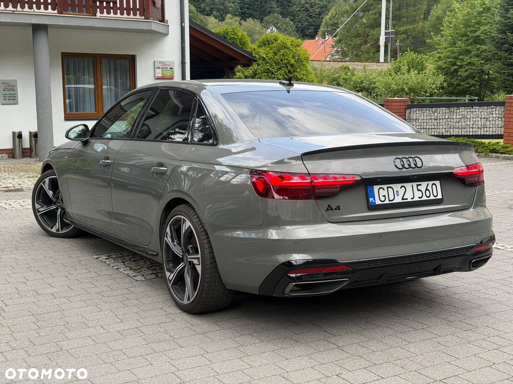 Audi A4 Limousine - 4