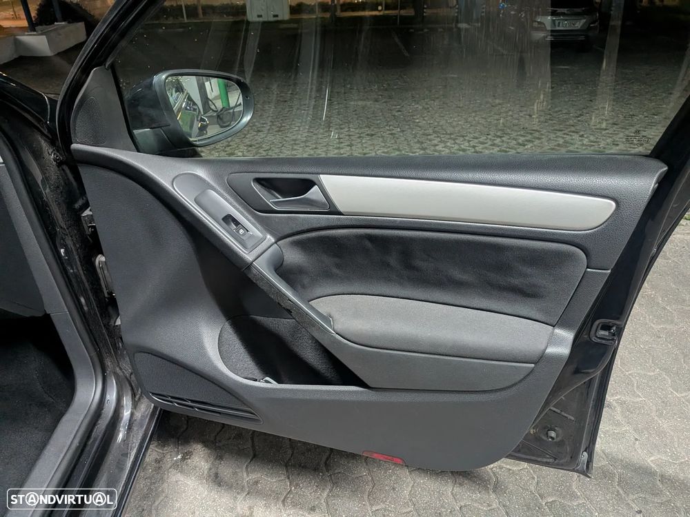 VW Golf 1.6 TDi Edition - 12