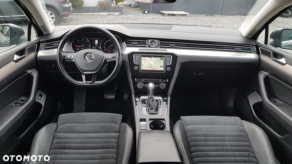 Volkswagen Passat Variant 2.0 TDI SCR DSG Highline - 14