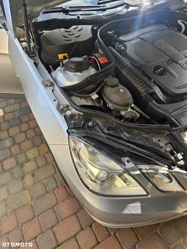 Mercedes-Benz Klasa E 350 4Matic BlueEFFICIENCY 7G-TRONIC - 30