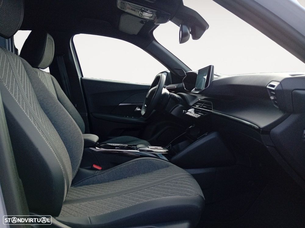 Peugeot e-2008 54 kWh Allure - 15