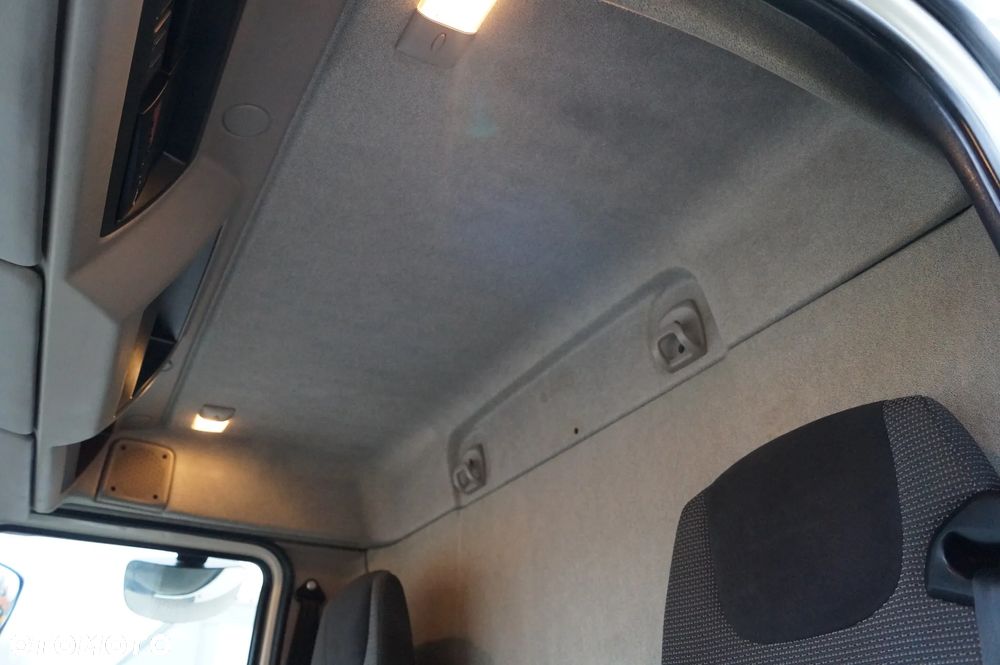 DAF LF 45.220 Izoterma Winda - 12