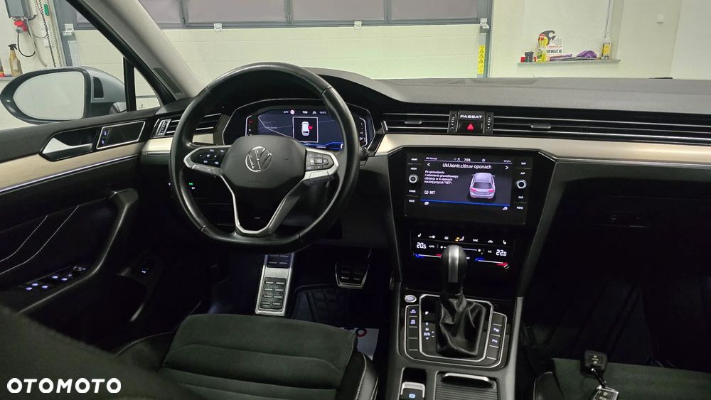 Volkswagen Passat - 7