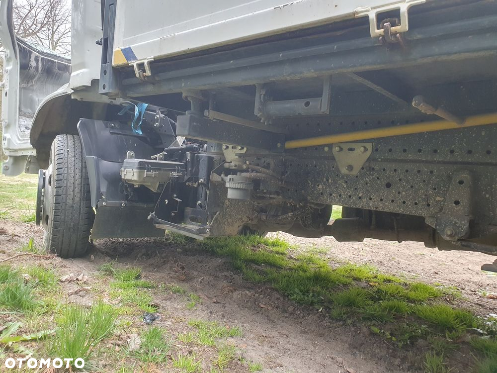 Isuzu M21 - 7