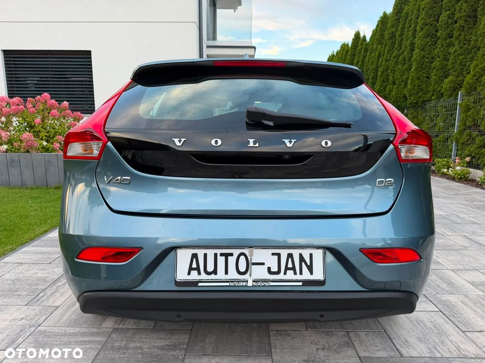Volvo V40 D2 Summum - 6