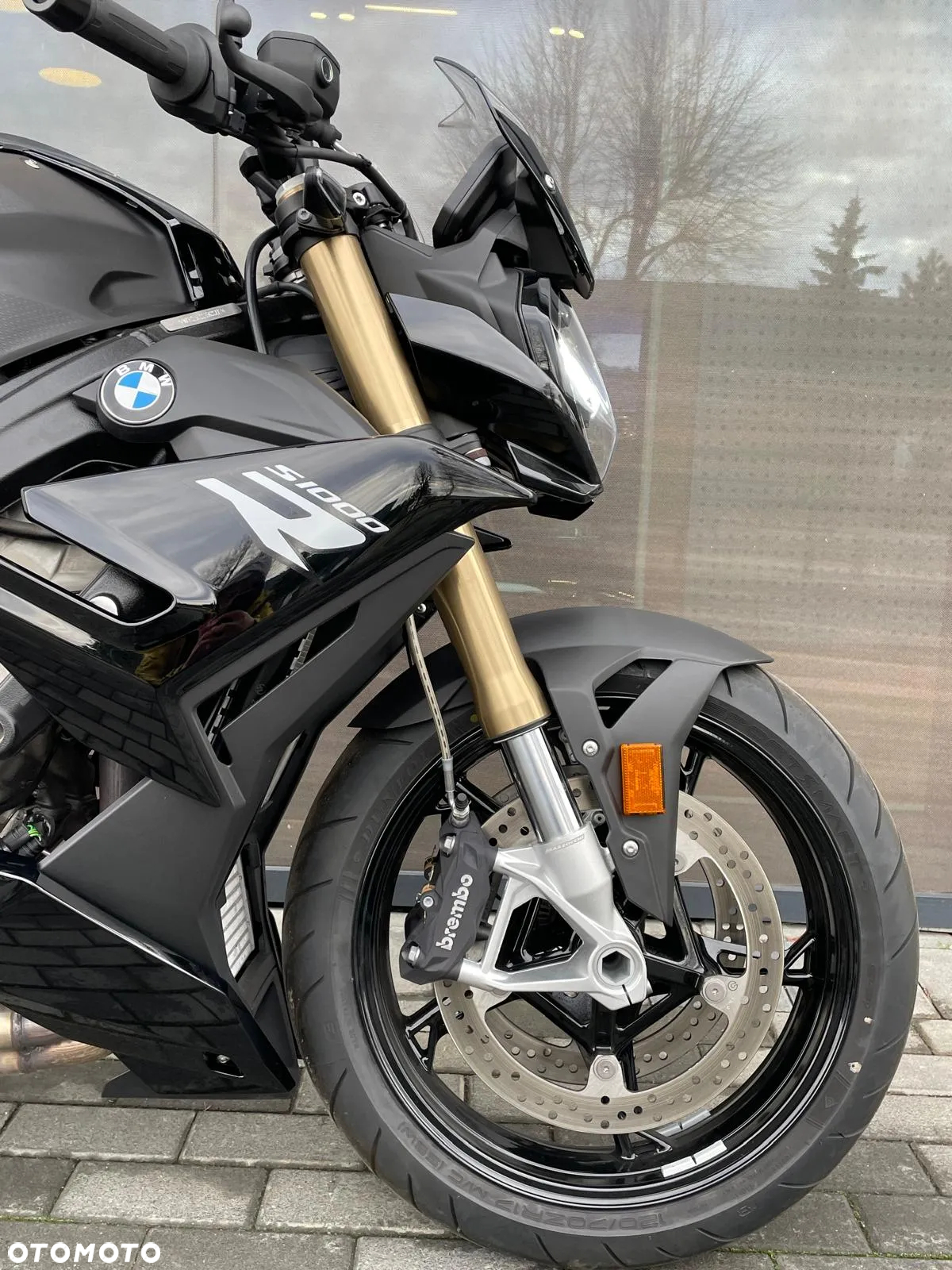 BMW S - 5