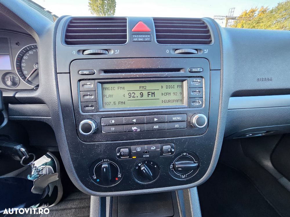 Volkswagen Golf 1.4 - 12