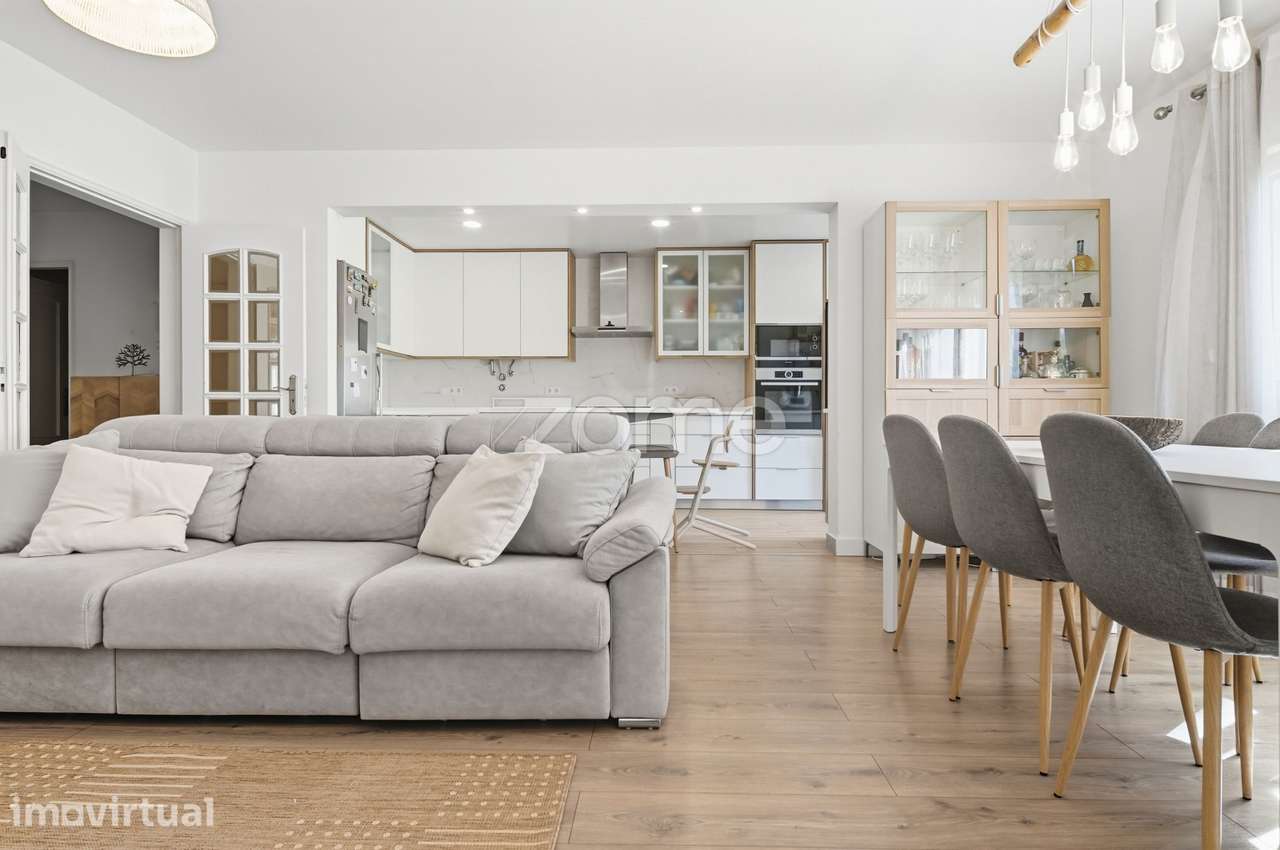 T2 remodelado com 108 m² em Carnaxide, junto à Escola Secundária - Grande imagem: 3/29