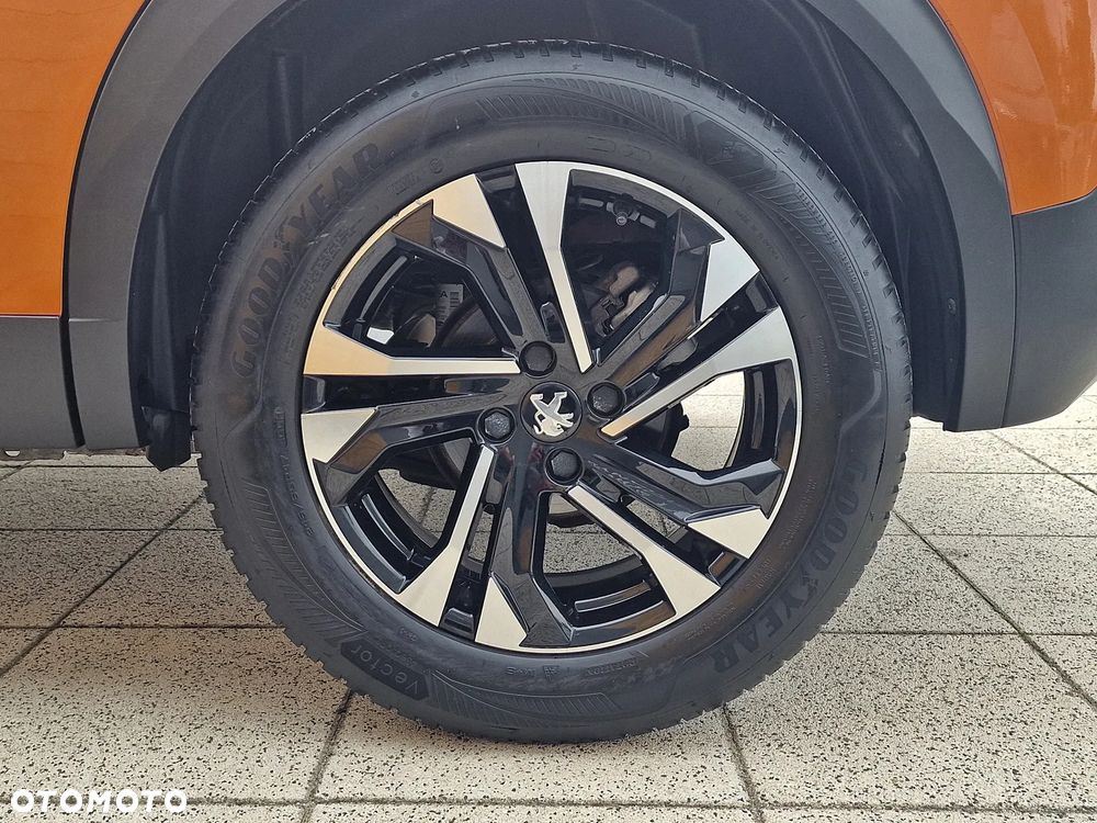 Peugeot 2008 1.5 BlueHDi Active S&S - 24