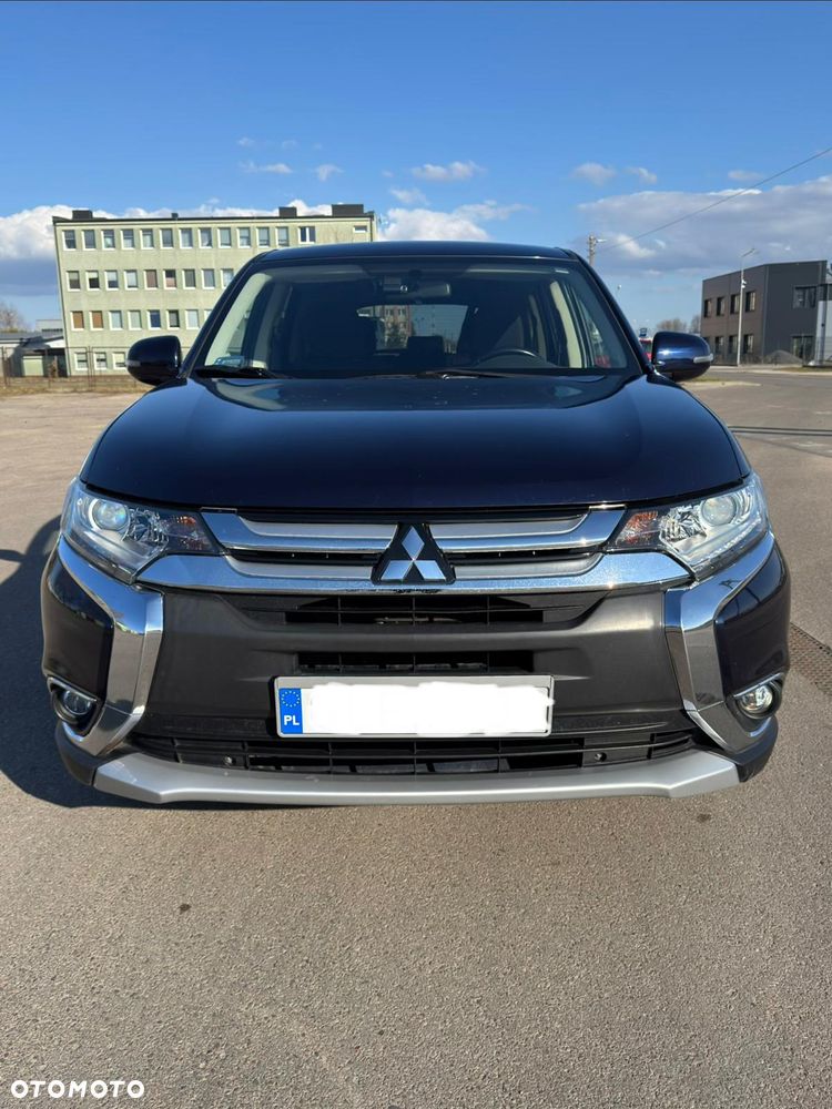 Mitsubishi Outlander - 4
