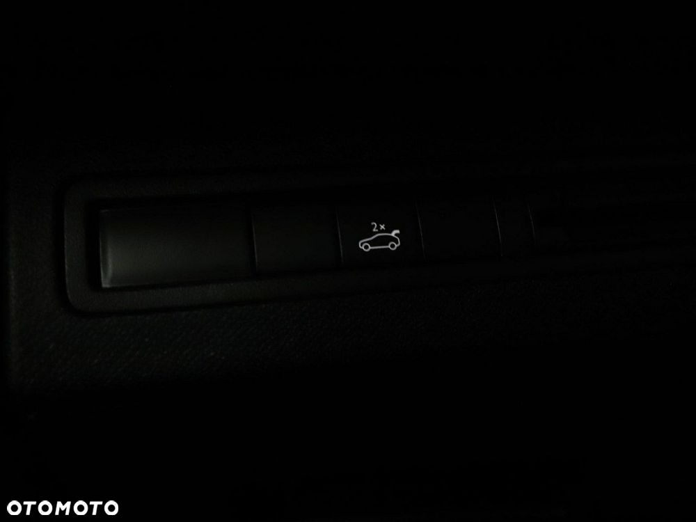 Peugeot 3008 1.2 PureTech GT S&S - 32