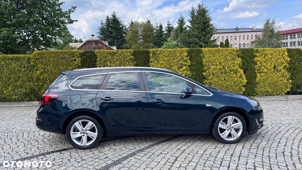 Opel Astra 1.6 Cosmo - 17