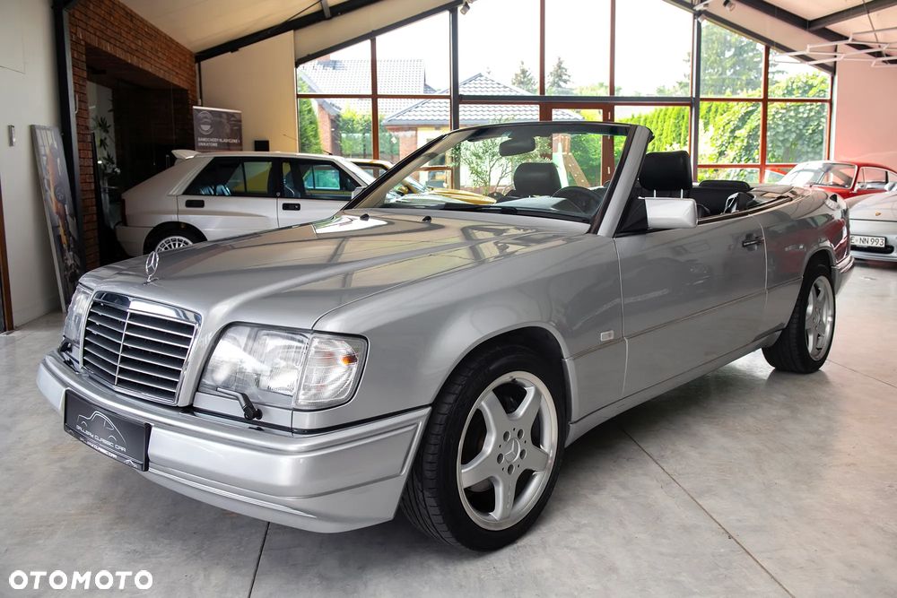 Mercedes-Benz Klasa E - 1