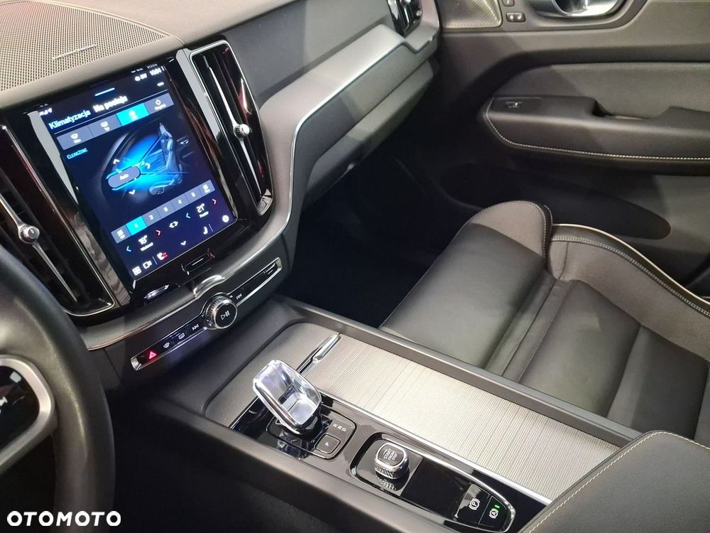 Volvo XC 60 - 34