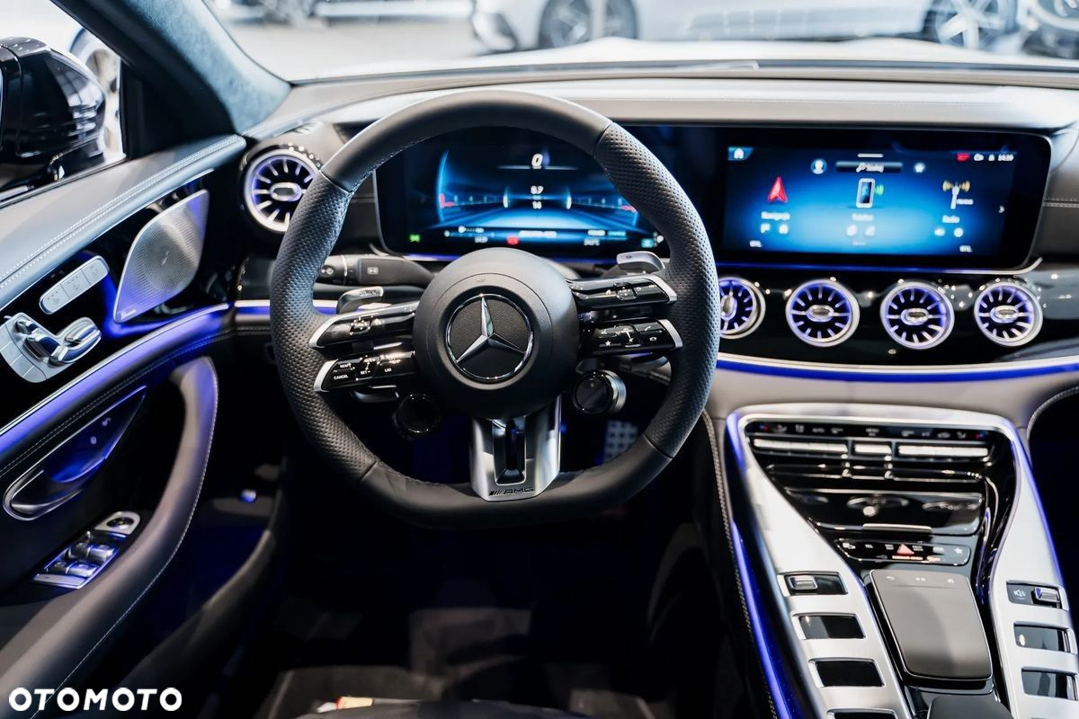 Mercedes-Benz AMG GT - 18