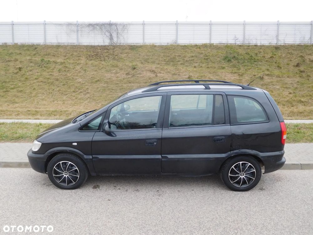 Opel Zafira 1.8 16V Comfort - 14