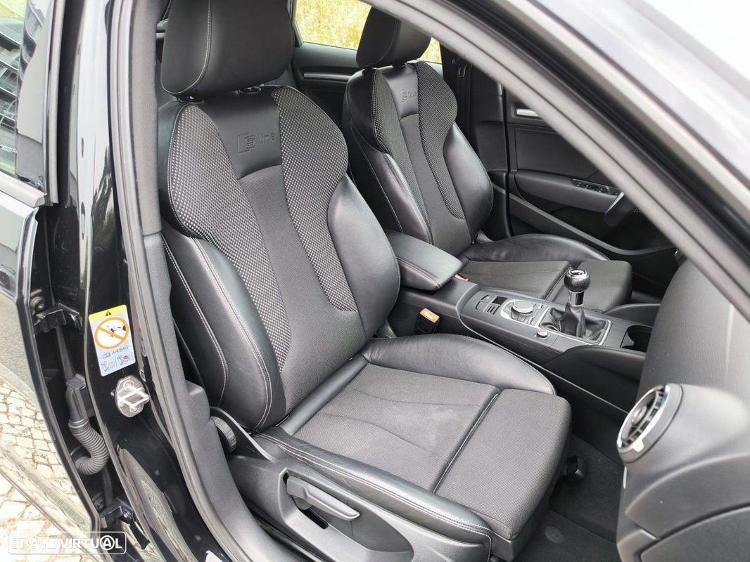 Audi A3 Sportback 2.0 TDI S-line - 25