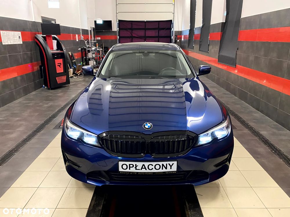BMW Seria 3 320d Sport - 11