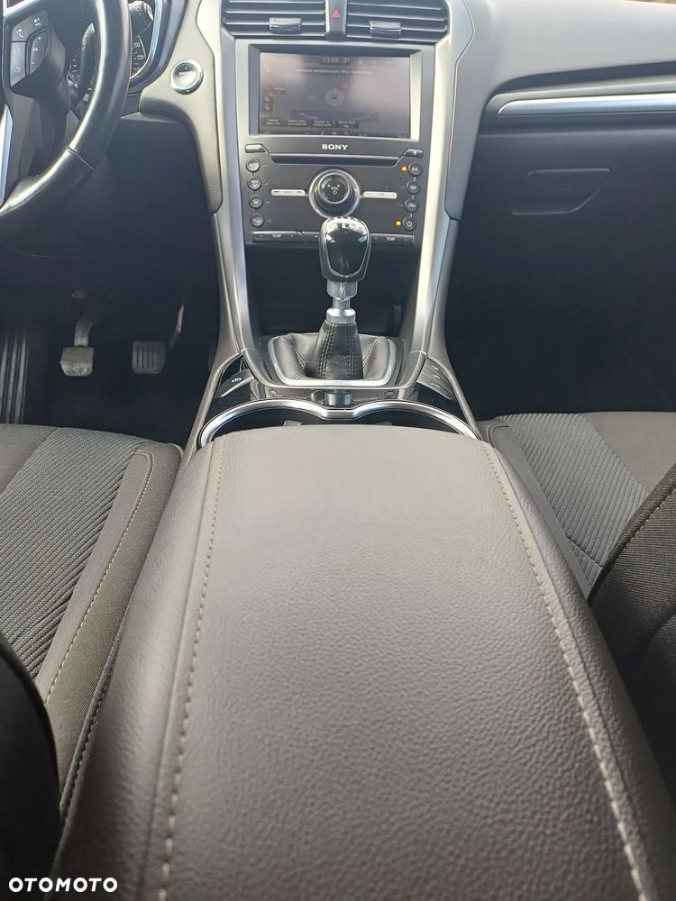 Ford Mondeo 1.5 EcoBoost Gold Edition - 14