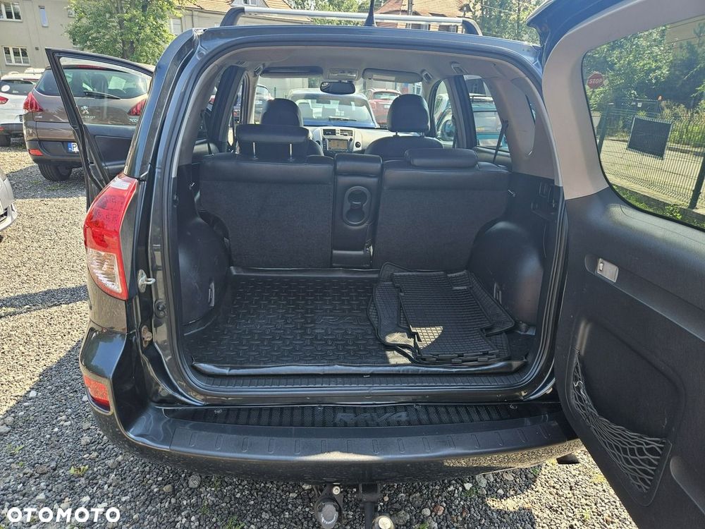 Toyota RAV4 - 15
