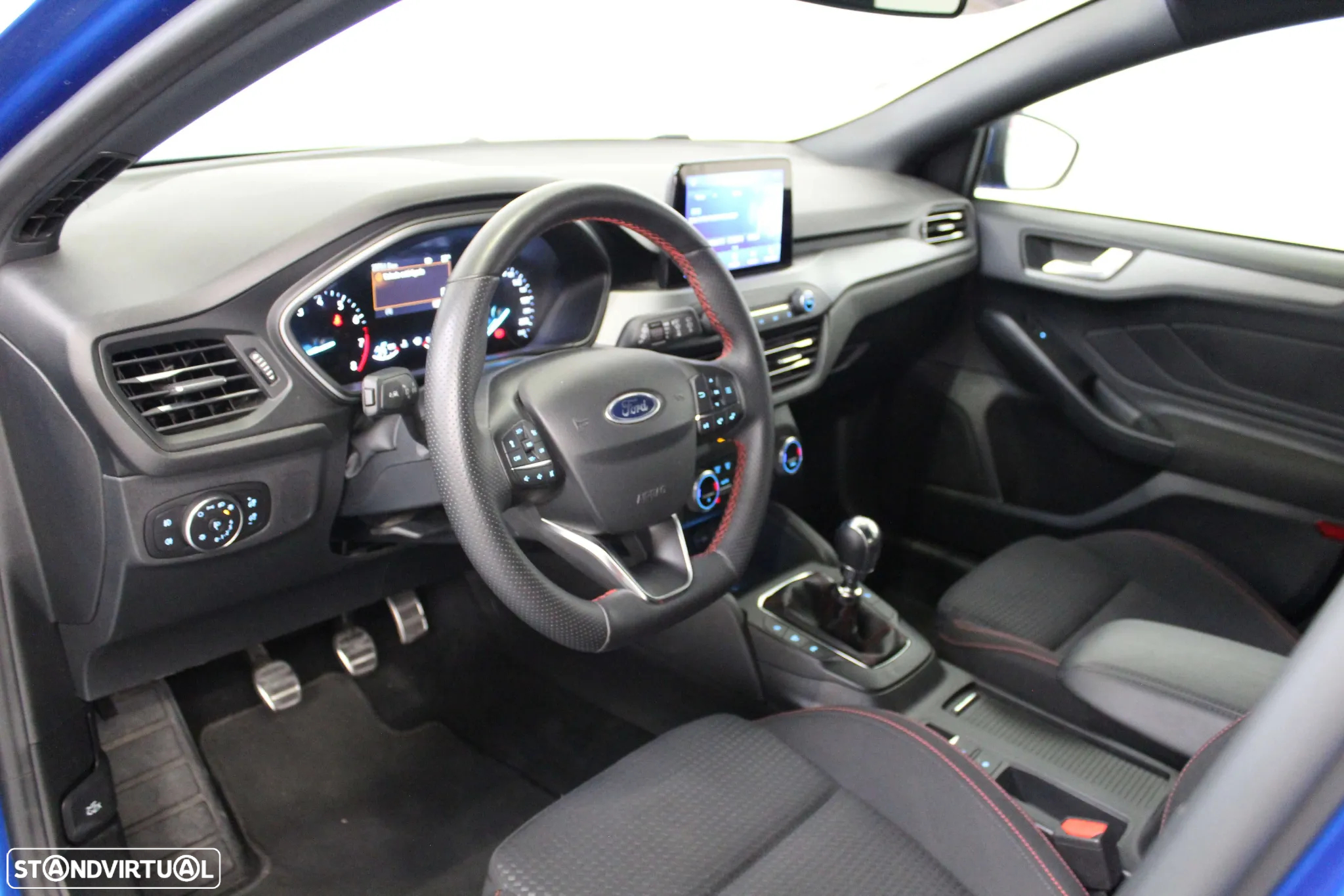 Ford Focus 1.0 EcoBoost MHEV ST-Line - 5
