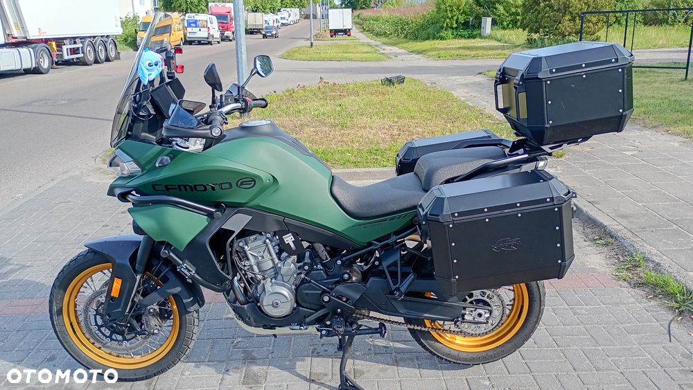 CFMoto 800MT Touring - 1