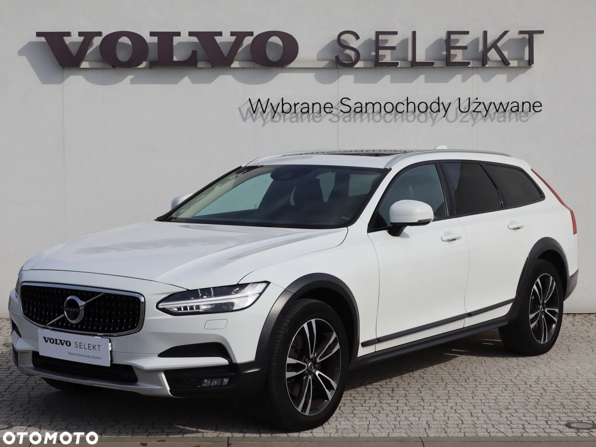 Volvo V90 Cross Country D5 AWD Pro - 2