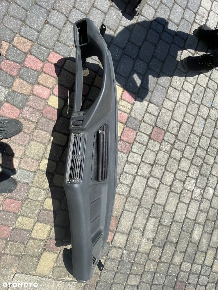 Bmw E34 deska rozdzielcza konsola - 8