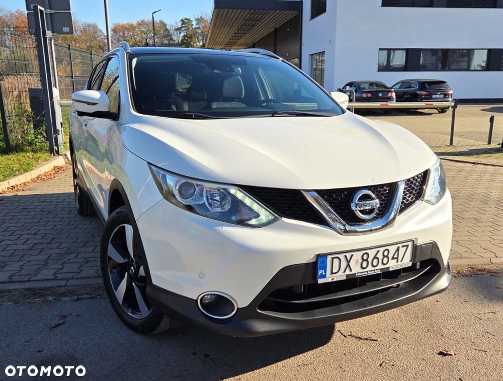 Nissan Qashqai 1.6 DIG-T N-Connecta - 2