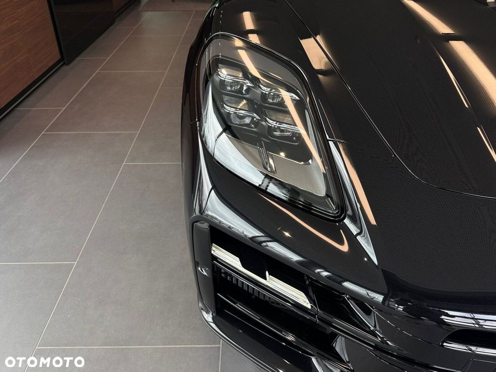 Porsche Panamera - 8