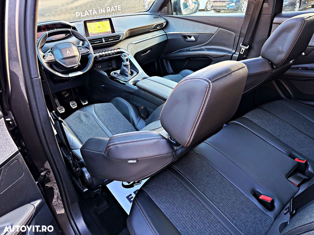 Peugeot 3008 PureTech 130 Stop & Start GPF Allure Pack - 32