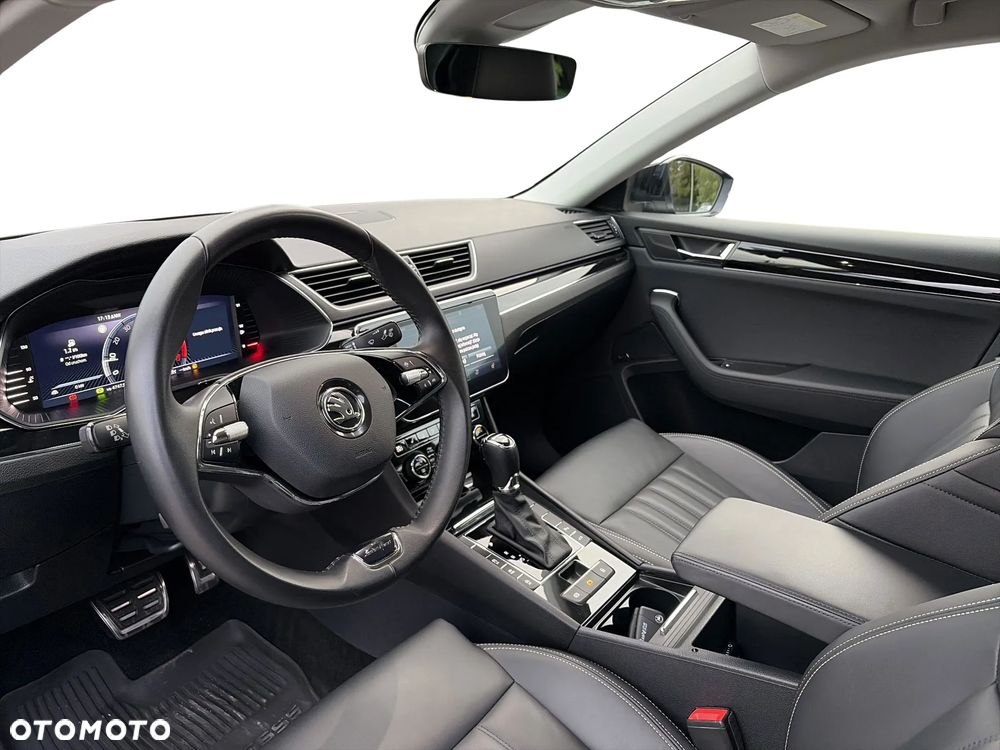 Skoda Superb 2.0 TSI 4x4 L&K DSG - 12