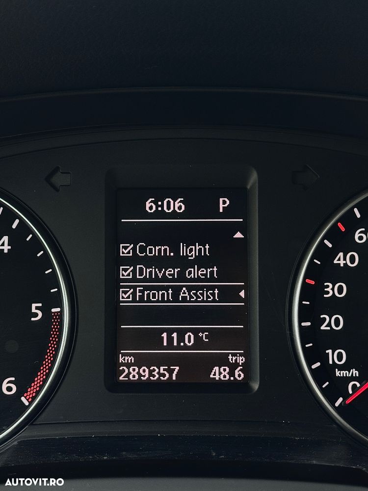 Volkswagen Sharan 2.0 TDI DSG (BlueMotion Technology) Comfortline - 36