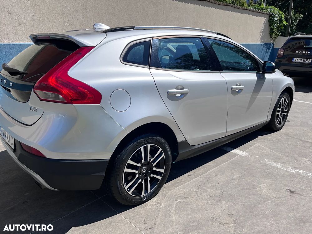 Volvo V40 - 18